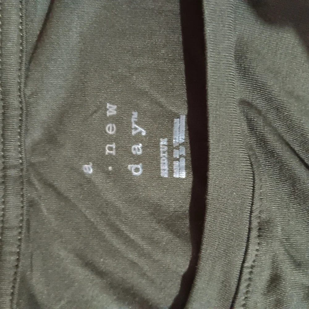 A new day long sleeve shirt - Picture 3 of 4